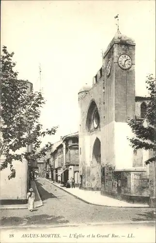 Aigues-Mortes Eglise Grand  Rue *