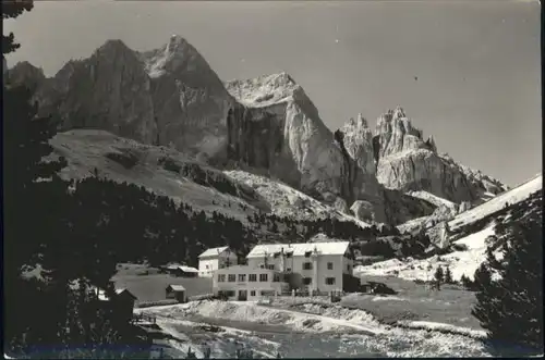 Ghedina Cortina  *