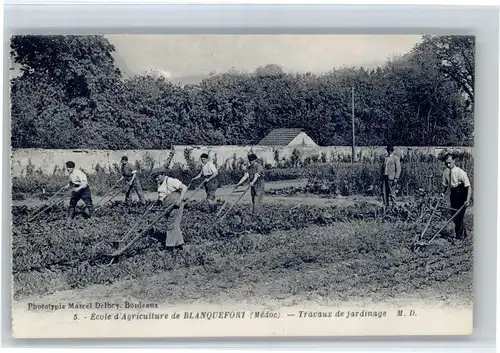 AK / Ansichtskarte Blanquefort Blanquefort Medoc Ecole Agriculture * /  /