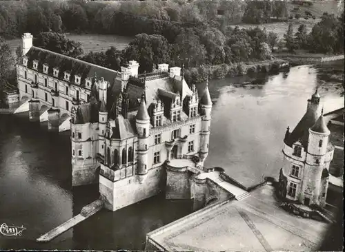 AK / Ansichtskarte Chenonceaux Fliegeraufnahme le Chateau *