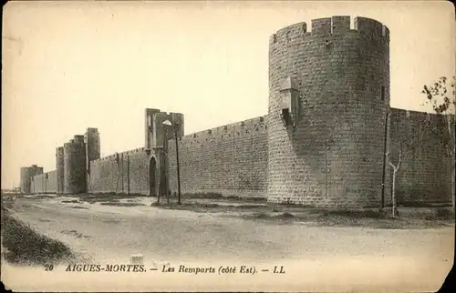 Aigues-Mortes Les Remparts /  /