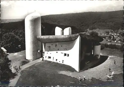 Ronchamp En avion au-dessus La Chapelle Notre-Dame du Haut /  /