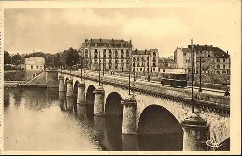 Roanne Le Pont et le Quai de la Loire /  /