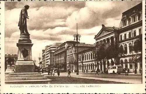 Bucaresti Statue  /  /