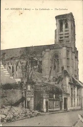 AK / Ansichtskarte Soissons Cathedrale