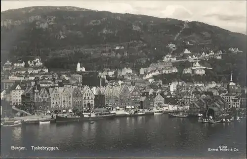 Bergen Tyskebryggen Schiff  /  /