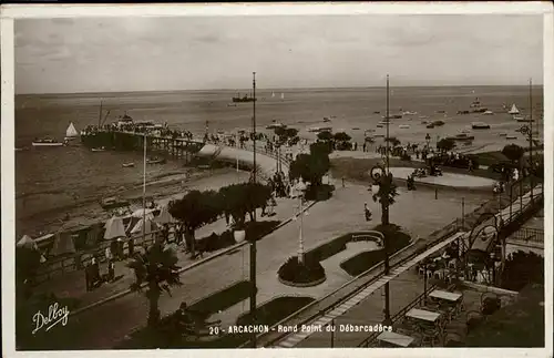 AK / Ansichtskarte Arcachon Rond Point Du Debarcadere /  /