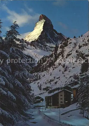 Zermatt Wintermorgen an der Vispa mit Matterhorn