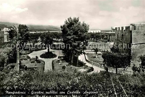 Manfredonia Giardini pubblici con Castello Angiono