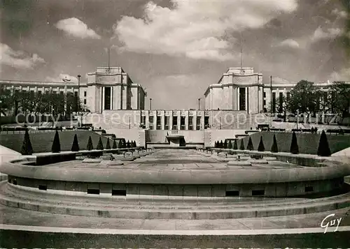 AK / Ansichtskarte Paris Le Palais de Chaillot vu des Jardins Kat. Paris