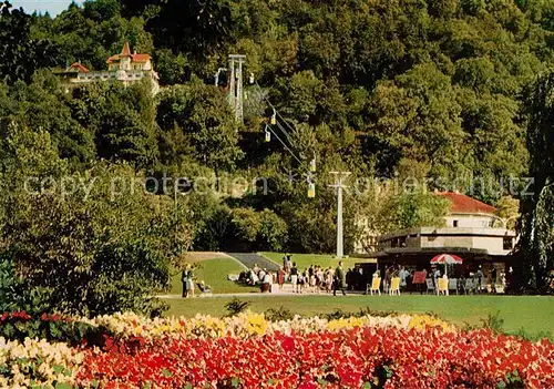 AK / Ansichtskarte Freiburg Breisgau Stadtgarten mit Seilbahn zum Schlossberg Kat. Freiburg im Breisgau