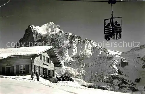 AK / Ansichtskarte Grindelwald Sportbahn First Restaurant Bort Wetterhorn Winter Kat. Grindelwald