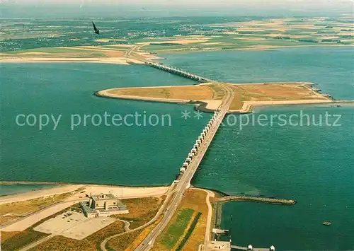 AK / Ansichtskarte Schouwen Duiveland Stormvloedkering Oosterscheide Pijlerdam Eiland Neeltje Jans Sturmflutwehr Fliegeraufnahme Kat. Schouwen Duiveland