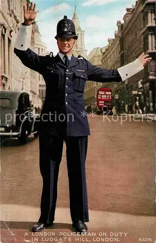 AK / Ansichtskarte Polizei London Policeman Ludgate Hill  Kat. Polizei