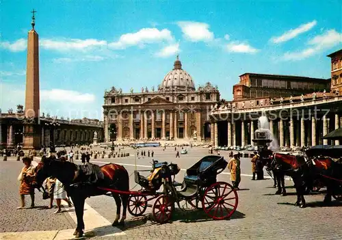 AK / Ansichtskarte Pferdekutschen Citta del Vaticano Piazza e Basilica S. Pietro  Kat. Tiere