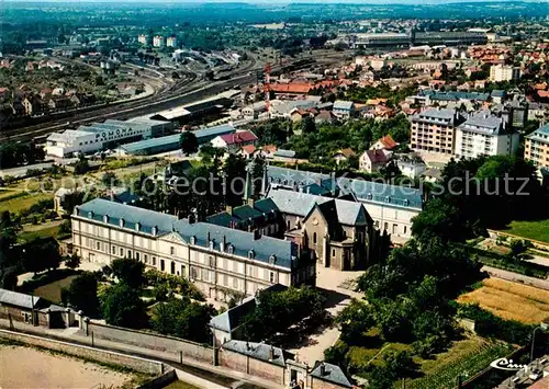 AK / Ansichtskarte Nevers Nievre Fliegeraufnahme Le Couvent St Gildard Kat. Nevers