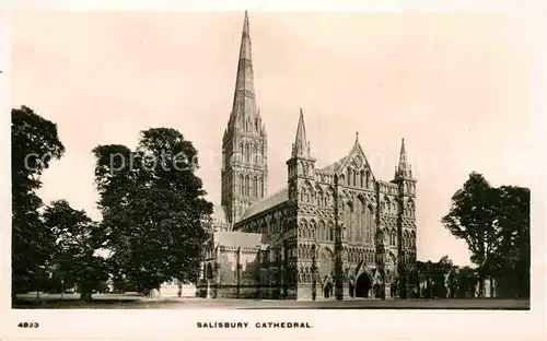 AK / Ansichtskarte Salisbury Cathedral Kat. Salisbury