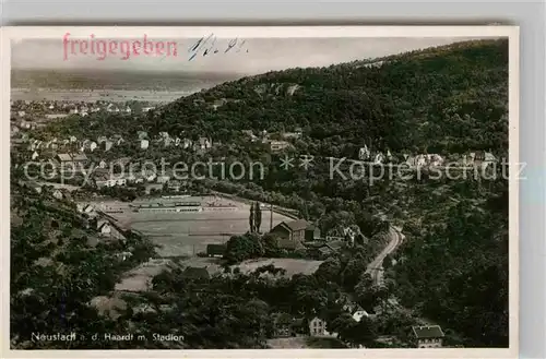 AK / Ansichtskarte Neustadt Haardt Stadion Kat. Neustadt an der Weinstr.