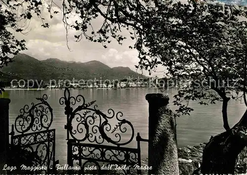 AK / Ansichtskarte Lago Maggiore Pallanza vista dall Isola Madre Kat. Italien