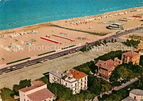 AK / Ansichtskarte Rimini Fliegeraufnahme Strand Kat. Rimini