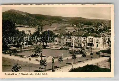 AK / Ansichtskarte Neustadt Weinstrasse Bahnhofsplatz Kat. Neustadt an der Weinstr.