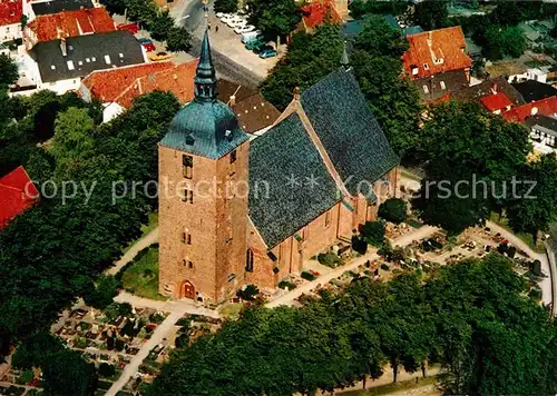 AK / Ansichtskarte Burg Fehmarn Evangelisch lutherische Kirchengemeinde Luftaufnahme Kat. Fehmarn