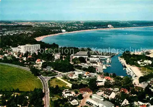 AK / Ansichtskarte Niendorf Ostseebad Hafen Carpe Diem  Kat. Timmendorfer Strand