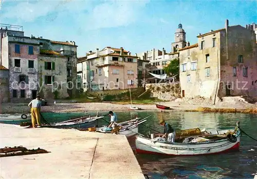 AK / Ansichtskarte Saint Tropez Var Fischerboote Hafen Kat. Saint Tropez