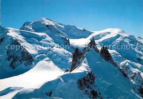 AK / Ansichtskarte Aiguille du Midi et le Mont Blanc Gebirgspanorama Kat. Aiguille du Midi