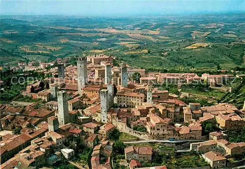 AK / Ansichtskarte San Gimignano Fliegeraufnahme Citta