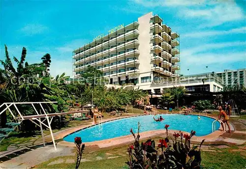 AK / Ansichtskarte Torremolinos Hotel Triton jardines y piscinas Kat. Malaga Costa del Sol