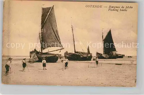 AK / Ansichtskarte Ostende Flandre Fischerboote Kat. 