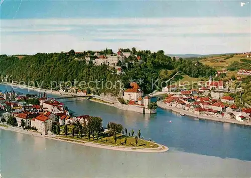 AK / Ansichtskarte Passau Dreifluessestadt Ortsspitze Oberhaus Niederhaus Ilzstadt Fliegeraufnahme Kat. Passau