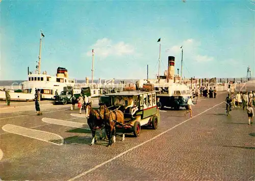 AK / Ansichtskarte Norderney Nordseebad Ankunft am Hafen Pferdewagen Faehre Kat. Norderney