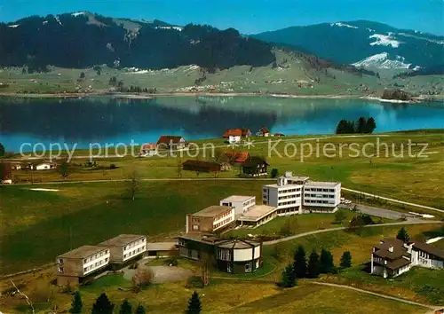 AK / Ansichtskarte Einsiedeln SZ Fliegeraufnahme am Sihlsee Schweizer Jugend  und Bildungs Zentrum Kat. Einsiedeln