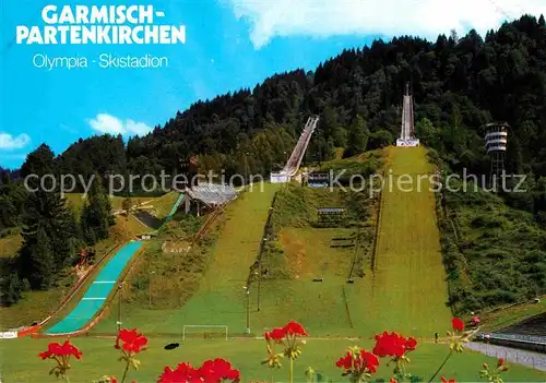 AK / Ansichtskarte Garmisch Partenkirchen Olympia Skistadion mit Schanzen Kat. Garmisch Partenkirchen