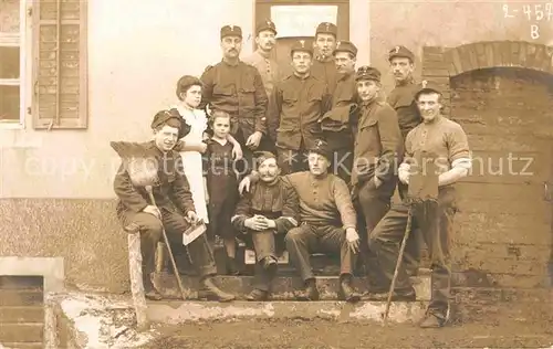 AK / Ansichtskarte Militaria Schweiz Gruppenfoto  Kat. Militaria