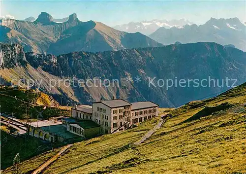 AK / Ansichtskarte Montreux VD Grand Hotel des Rochers de Naye et les Alpes Berghotel Alpenpanorama Kat. Montreux