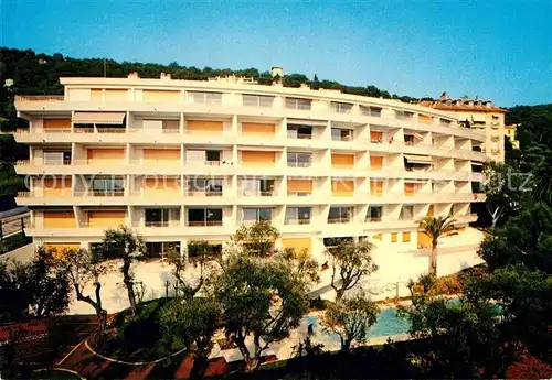 AK / Ansichtskarte La Baule Atlantique Hotel mit Pool Uto Ring International Kat. La Baule Escoublac
