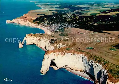 AK / Ansichtskarte Etretat Fliegeraufnahme Steilkueste  Kat. Etretat