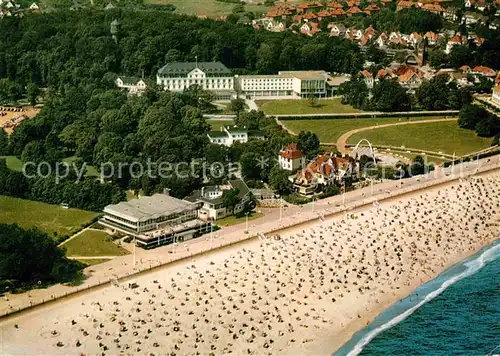 AK / Ansichtskarte Travemuende Ostseebad Fliegeraufnahme mit Strand Kat. Luebeck