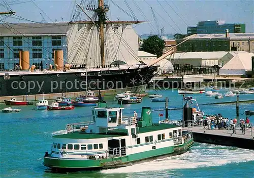 AK / Ansichtskarte Gosport to Portsmouth Passenger Ferry Kat. Gosport