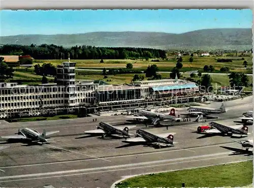 AK / Ansichtskarte Zuerich ZH Flughafen Zuerich Kloten Fliegeraufnahme