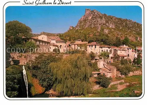 AK / Ansichtskarte Saint Guilhem le Desert Village et la cascade Kat. Saint Guilhem le Desert