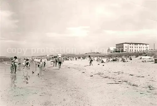 AK / Ansichtskarte Neuhaus Dierhagen Strand Kat. Dierhagen Ostseebad