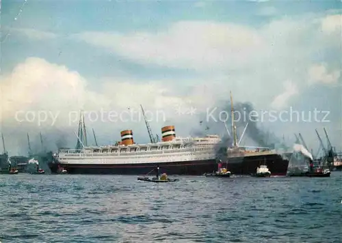 AK / Ansichtskarte Dampfer Oceanliner Rotterdam Hafen  Kat. Schiffe