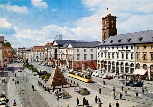 AK / Ansichtskarte Strassenbahn Karlsruhe Marktplatz Rathaus Kat. Strassenbahn