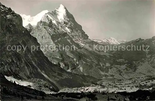 AK / Ansichtskarte Grindelwald gegen Kleine Scheidegg Moench Eiger Bluemlisalp Berner Alpen Kat. Grindelwald
