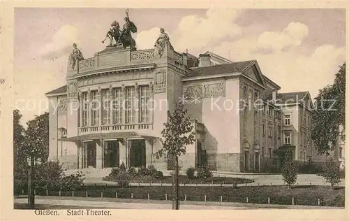 AK / Ansichtskarte Giessen Lahn Stadt Theater Kat. Giessen