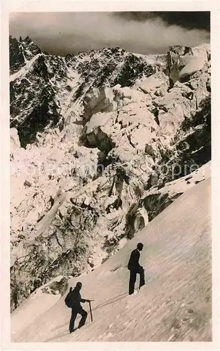 AK / Ansichtskarte Bergsteigen Klettern Chamonix Ascension au Mont Blanc Cote des Grands Mulets  Kat. Bergsteigen